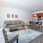 Super Cool 1Br Apartment In Brickell With Parking