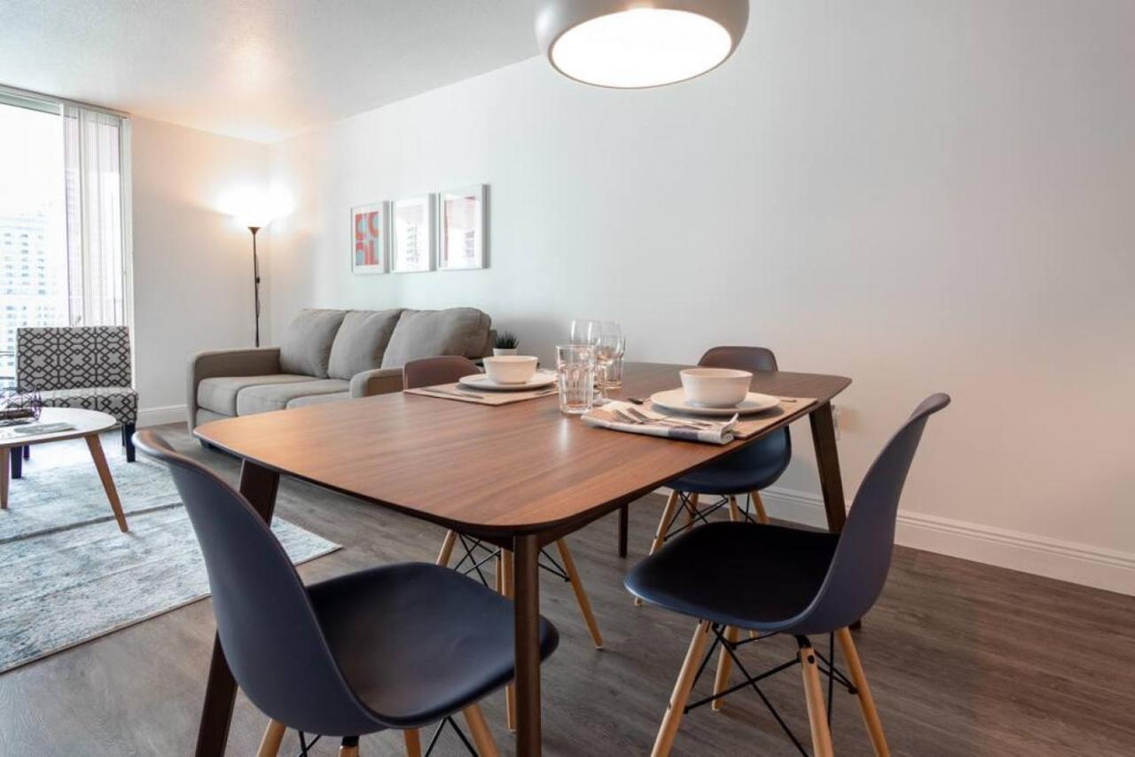 Super Cool 1br In Brickell With Parking Holiday home