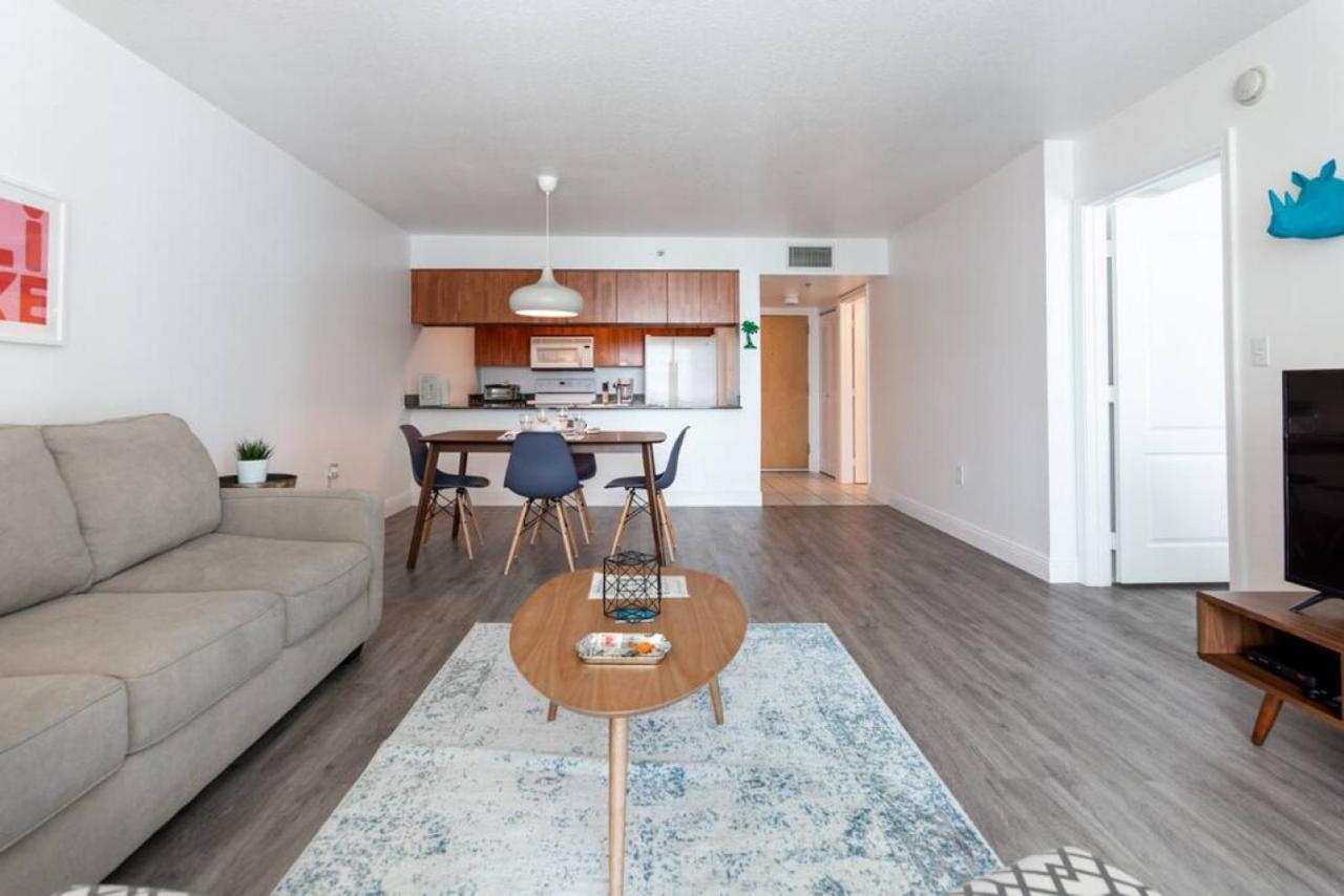 Super Cool 1br In Brickell With Parking