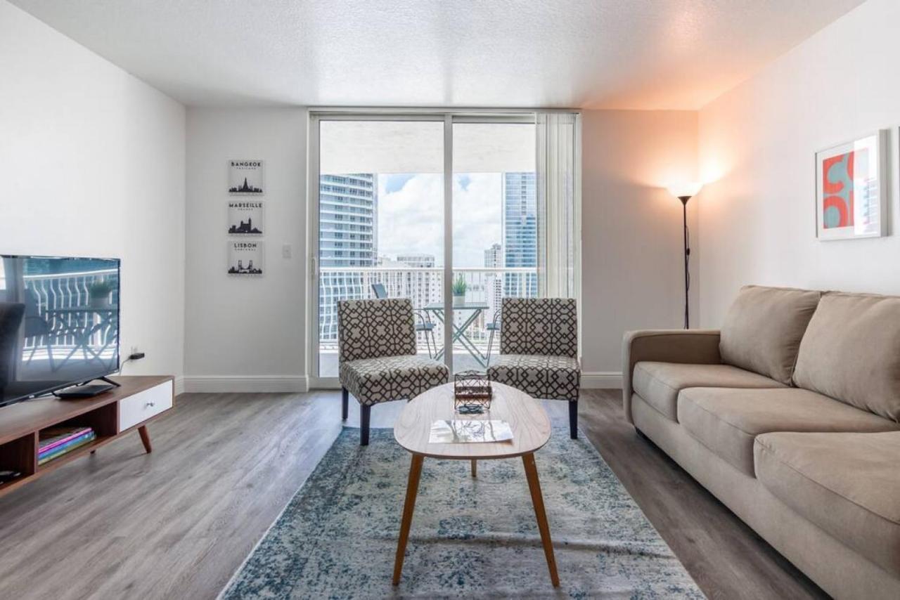 Super Cool 1br In Brickell With Parking Holiday home *